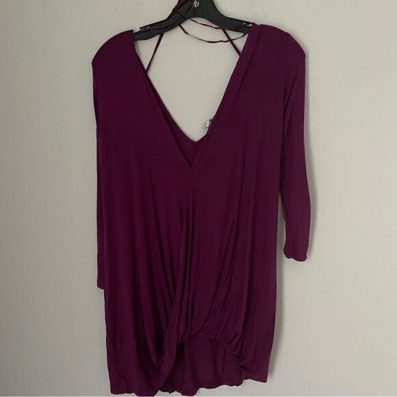 All at Once Women’s Long Sleeve Deep V Neck Draped Front Purple size M Blouse - Picture 1 of 3